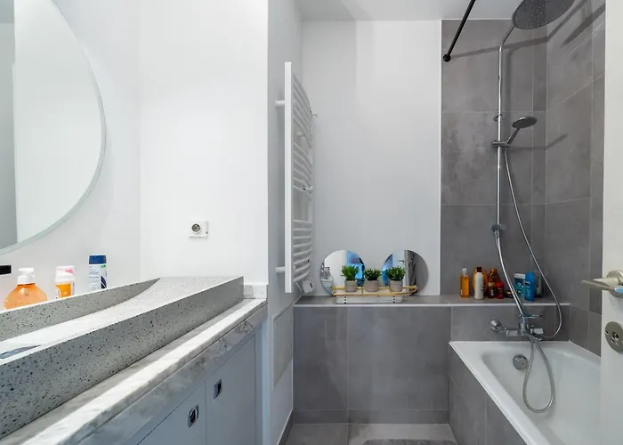 Superbe 2 Pieces Clim Et Parking アパート *