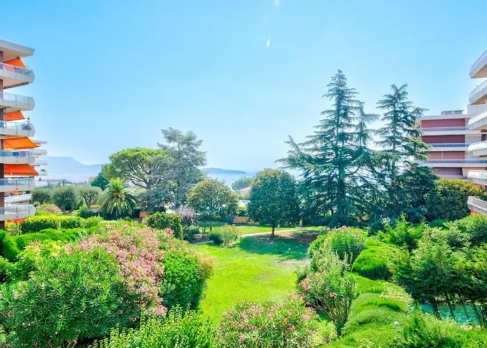 アパート Superbe 2 Pieces Clim Et Parking ニース