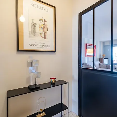 Appartement Superbe 2 Pieces Clim Et Parking Nice