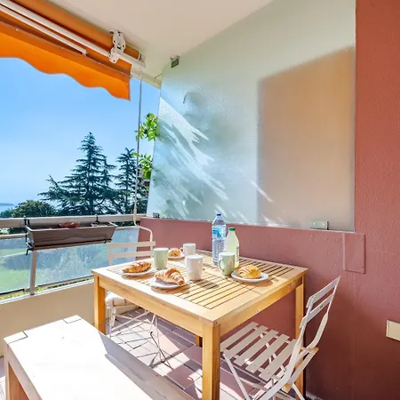 Appartement Superbe 2 Pieces Clim Et Parking *